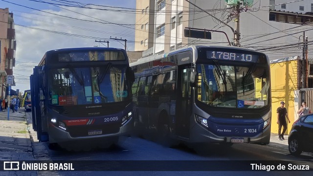 Auto Viação Urubupungá 20.005 na cidade de São Paulo, São Paulo, Brasil, por Thiago de Souza. Número da foto: #13048153.