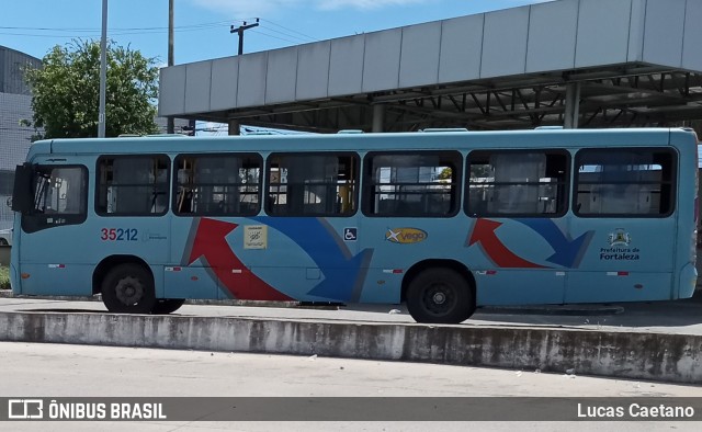 Rota Sol > Vega Transporte Urbano 35212 na cidade de Fortaleza, Ceará, Brasil, por Lucas Caetano. Número da foto: #13051826.