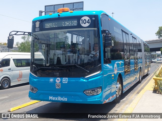 Mexibus 104 na cidade de Ecatepec de Morelos, Estado de México, México, por Francisco Javier Esteva FJA Armstrong. Número da foto: #13052961.