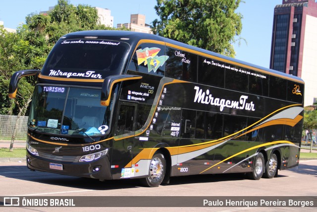 Miragem Tur 1800 na cidade de Curitiba, Paraná, Brasil, por Paulo Henrique Pereira Borges. Número da foto: #13051955.