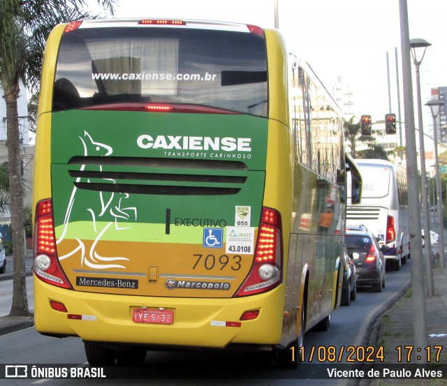 Expresso Caxiense 7093 na cidade de Curitiba, Paraná, Brasil, por Vicente de Paulo Alves. Número da foto: #13049822.