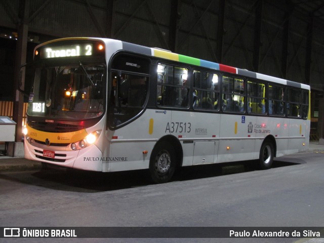 Transportes São Silvestre A37513 na cidade de Rio de Janeiro, Rio de Janeiro, Brasil, por Paulo Alexandre da Silva. Número da foto: #13054375.
