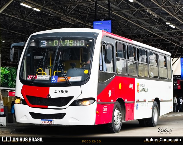 Pêssego Transportes 4 7805 na cidade de São Paulo, São Paulo, Brasil, por Valnei Conceição. Número da foto: #13056151.