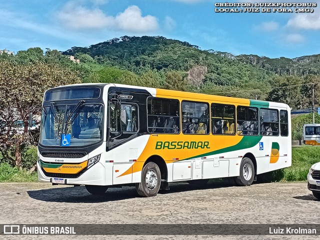 Viação Bassamar 233 na cidade de Juiz de Fora, Minas Gerais, Brasil, por Luiz Krolman. Número da foto: #13056770.