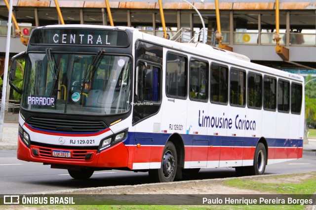 Empresa de Transportes Limousine Carioca RJ 129.021 na cidade de Rio de Janeiro, Rio de Janeiro, Brasil, por Paulo Henrique Pereira Borges. Número da foto: #13058705.