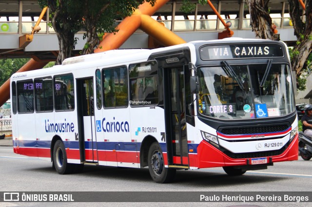 Empresa de Transportes Limousine Carioca RJ 129.011 na cidade de Rio de Janeiro, Rio de Janeiro, Brasil, por Paulo Henrique Pereira Borges. Número da foto: #13058697.