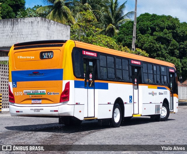 Cidade Alta Transportes 1.070 na cidade de Olinda, Pernambuco, Brasil, por Ytalo Alves. Número da foto: #13056714.