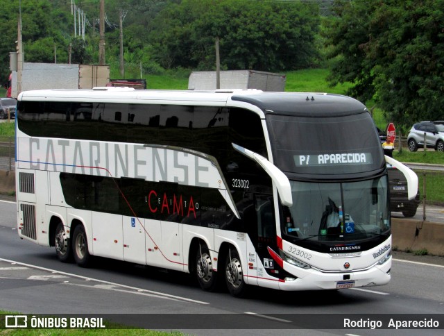 Auto Viação Catarinense 323002 na cidade de Aparecida, São Paulo, Brasil, por Rodrigo  Aparecido. Número da foto: #13009748.