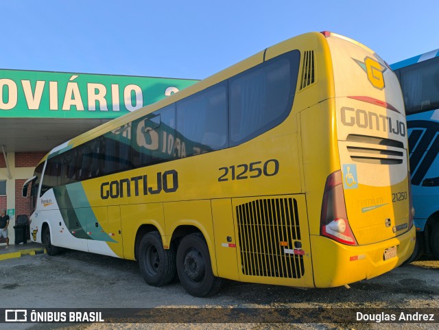 Empresa Gontijo de Transportes 21250 na cidade de Propriá, Sergipe, Brasil, por Douglas Andrez. Número da foto: #13010887.