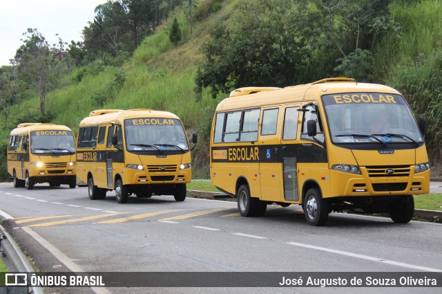 Escolares ATTACK na cidade de Barra do Piraí, Rio de Janeiro, Brasil, por José Augusto de Souza Oliveira. Número da foto: #13010502.