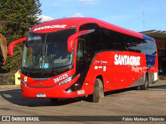 Viação Santa Cruz 38025 na cidade de Três Corações, Minas Gerais, Brasil, por Fábio Mateus Tibúrcio. Número da foto: #13009263.