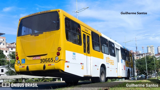 Plataforma Transportes 30665 na cidade de Salvador, Bahia, Brasil, por Guilherme Santos. Número da foto: #13011188.