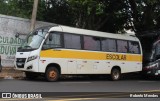 Escolares 6C13 na cidade de Marília, São Paulo, Brasil, por Roberto Mendes. Número da foto: #13009561.