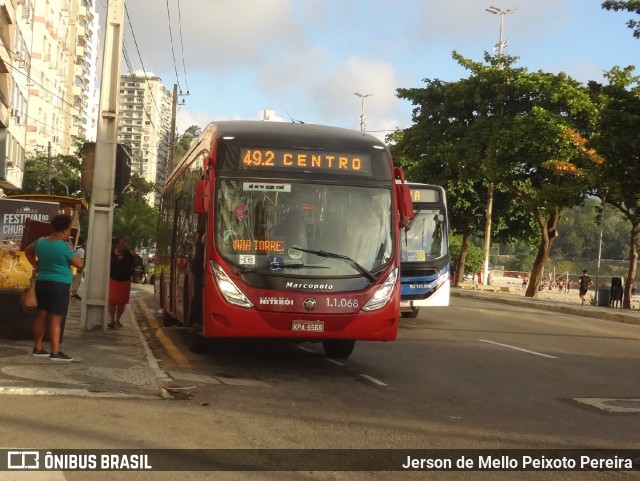 Auto Lotação Ingá 1.1.068 na cidade de Niterói, Rio de Janeiro, Brasil, por Jerson de Mello Peixoto Pereira. Número da foto: #13060113.