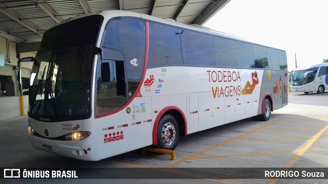 ToDeBoa Viagens 7002 na cidade de Porto Alegre, Rio Grande do Sul, Brasil, por RODRIGO Souza. Número da foto: #13059220.
