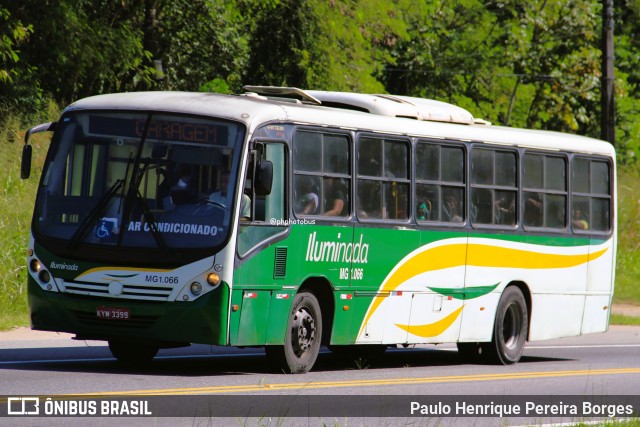 Transporte e Turismo Iluminada MG 1.066 na cidade de Magé, Rio de Janeiro, Brasil, por Paulo Henrique Pereira Borges. Número da foto: #13061883.