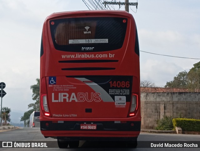 Lirabus 14086 na cidade de Cotia, São Paulo, Brasil, por David Macedo Rocha. Número da foto: #13060606.