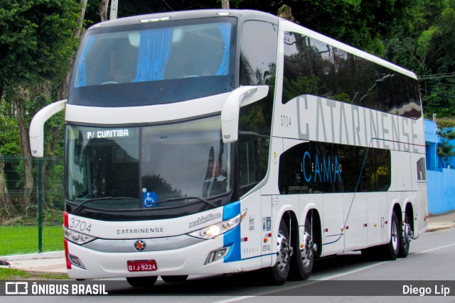 Auto Viação Catarinense 3704 na cidade de Joinville, Santa Catarina, Brasil, por Diego Lip. Número da foto: #13062128.