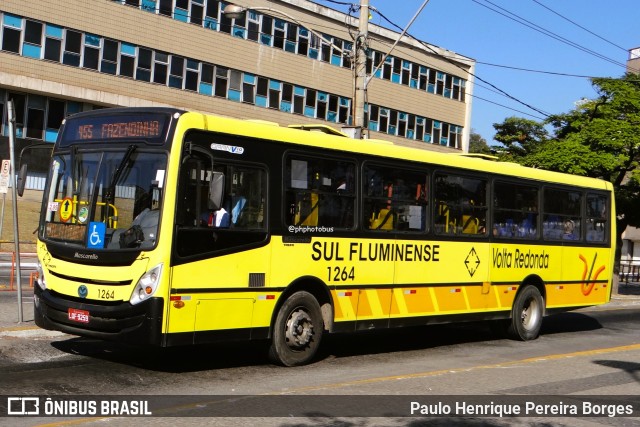Viação Sul Fluminense 1264 na cidade de Volta Redonda, Rio de Janeiro, Brasil, por Paulo Henrique Pereira Borges. Número da foto: #13061915.