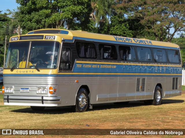 Ônibus Particulares 7232 na cidade de Artur Nogueira, São Paulo, Brasil, por Gabriel Oliveira Caldas da Nobrega. Número da foto: #13060807.
