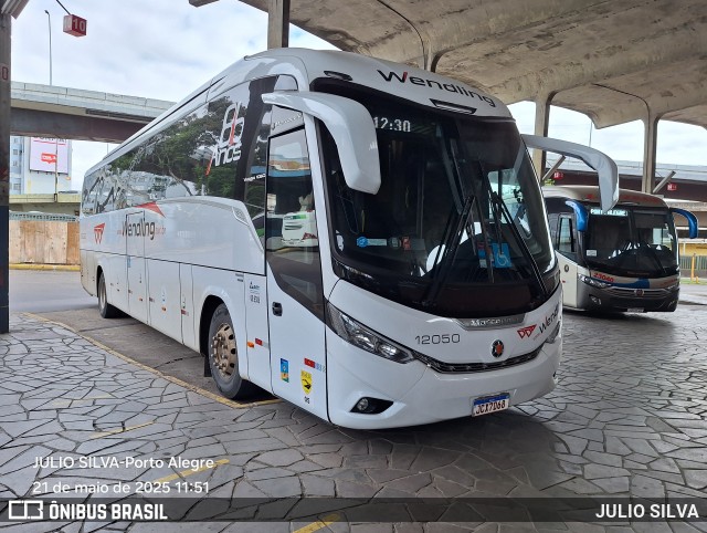 Wendling Transportes Coletivos 12050 na cidade de Porto Alegre, Rio Grande do Sul, Brasil, por JULIO SILVA. Número da foto: #13063622.