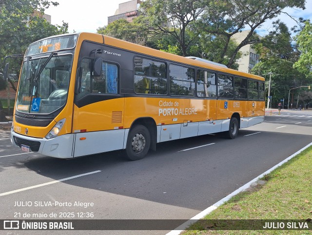 Companhia Carris Porto-Alegrense 0163 na cidade de Porto Alegre, Rio Grande do Sul, Brasil, por JULIO SILVA. Número da foto: #13063486.