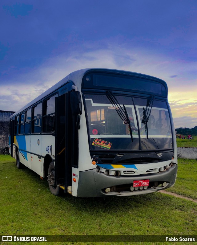 Ônibus Particulares 487 na cidade de Bragança, Pará, Brasil, por Fabio Soares. Número da foto: #13063184.
