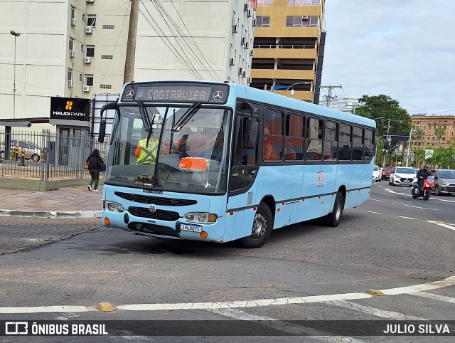 COOTRAVIPA 136 na cidade de Porto Alegre, Rio Grande do Sul, Brasil, por JULIO SILVA. Número da foto: #13063617.