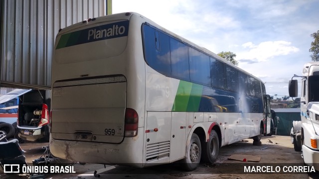Ônibus Particulares 959 na cidade de Belo Horizonte, Minas Gerais, Brasil, por MARCELO CORREIA. Número da foto: #13062604.