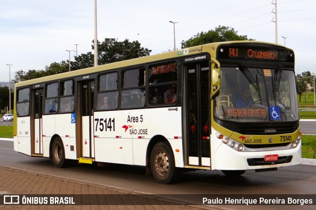 Expresso São José 75141 na cidade de Brasília, Distrito Federal, Brasil, por Paulo Henrique Pereira Borges. Número da foto: #13066303.