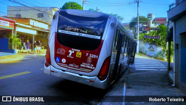 Viação Metrópole Paulista - Zona Sul 7 3201 na cidade de São Paulo, São Paulo, Brasil, por Roberto Teixeira. Número da foto: #13067045.
