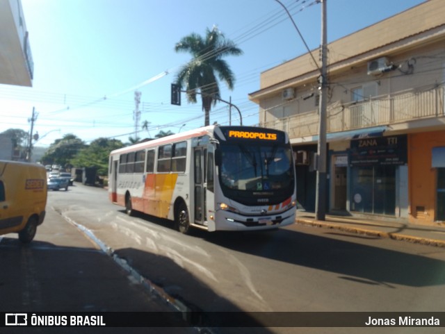 Transportadora Turística Petitto 92700 na cidade de Dumont, São Paulo, Brasil, por Jonas Miranda. Número da foto: #13066040.