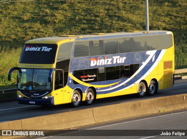 Diniz Tur 8008 na cidade de Canas, São Paulo, Brasil, por João Felipe. Número da foto: #13070186.