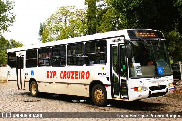 Expresso Cruzeiro 02 na cidade de Lajeado, Rio Grande do Sul, Brasil, por Paulo Henrique Pereira Borges. Número da foto: #13068970.