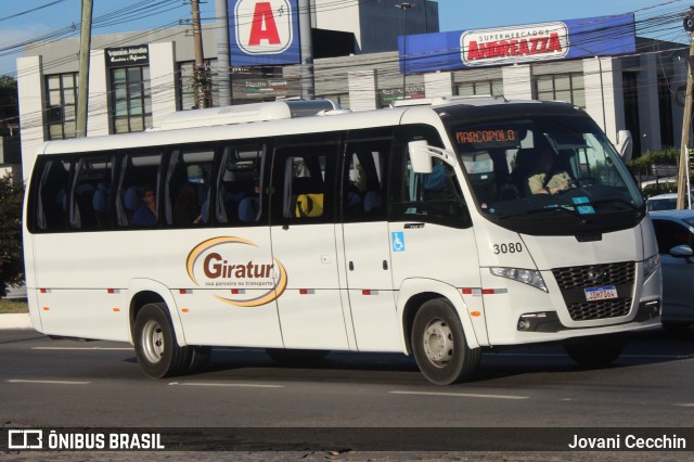 Viação Giratur 3080 na cidade de Caxias do Sul, Rio Grande do Sul, Brasil, por Jovani Cecchin. Número da foto: #13071116.
