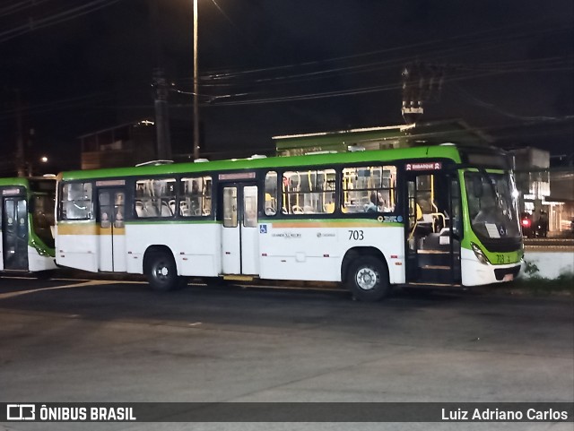 Rodoviária Caxangá 703 na cidade de Olinda, Pernambuco, Brasil, por Luiz Adriano Carlos. Número da foto: #13068241.