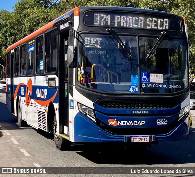 Viação Novacap C51534 na cidade de Rio de Janeiro, Rio de Janeiro, Brasil, por Luiz Eduardo Lopes da Silva. Número da foto: #13070851.