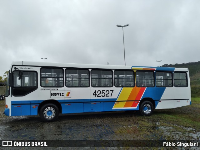 Novix Bus 42527 na cidade de Juiz de Fora, Minas Gerais, Brasil, por Fábio Singulani. Número da foto: #13068647.