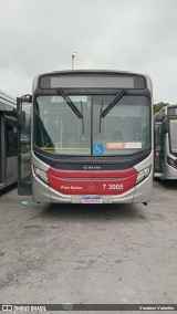 Viação Metrópole Paulista - Zona Sul 7 3005 na cidade de São Paulo, São Paulo, Brasil, por Vanderci Valentim. Número da foto: #13070242.