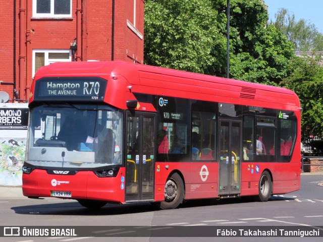 Abellio London Bus Company 1731 na cidade de Richmond, Greater London, Inglaterra, por Fábio Takahashi Tanniguchi. Número da foto: #13072621.