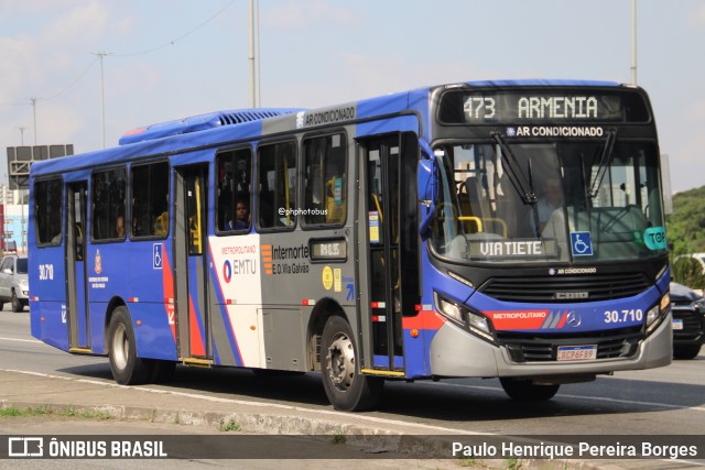 Empresa de Ônibus Vila Galvão 30.710 na cidade de São Paulo, São Paulo, Brasil, por Paulo Henrique Pereira Borges. Número da foto: #13073150.
