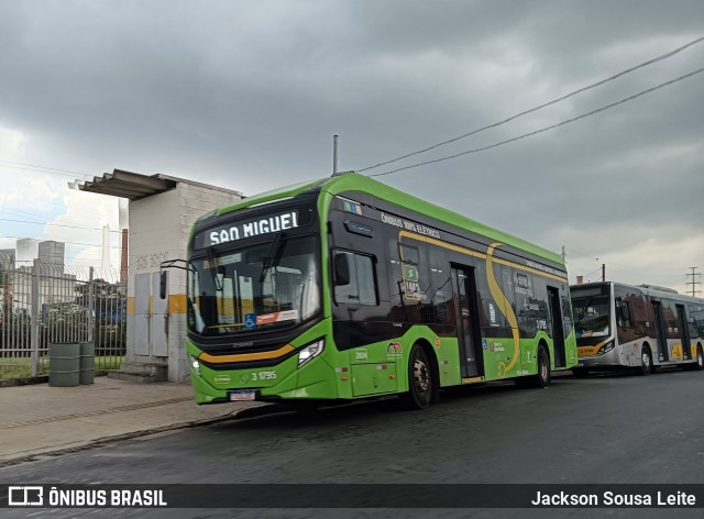 Viação Metrópole Paulista - Zona Leste 3 1795 na cidade de São Paulo, São Paulo, Brasil, por Jackson Sousa Leite. Número da foto: #13073736.