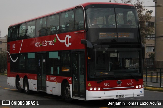 Metbus 2055 na cidade de Lo Prado, Santiago, Metropolitana de Santiago, Chile, por Benjamín Tomás Lazo Acuña. Número da foto: #13071414.