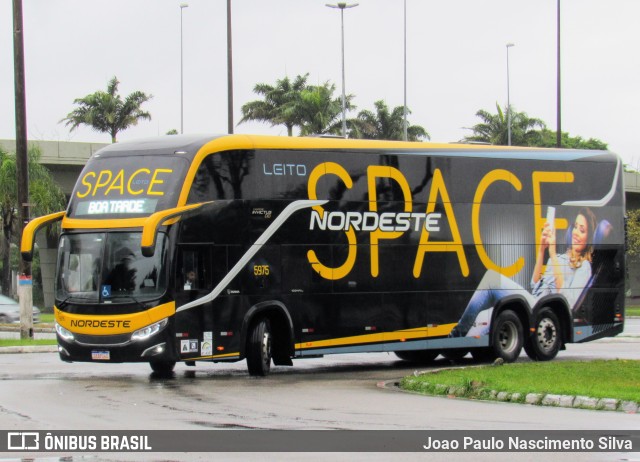 Expresso Nordeste 5975 na cidade de Florianópolis, Santa Catarina, Brasil, por Joao Paulo Nascimento Silva. Número da foto: #13075788.