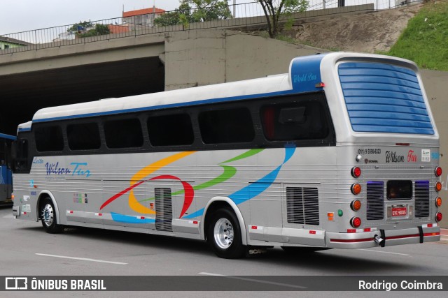 Wilson Tur 9005 na cidade de Barueri, São Paulo, Brasil, por Rodrigo Coimbra. Número da foto: #13076269.