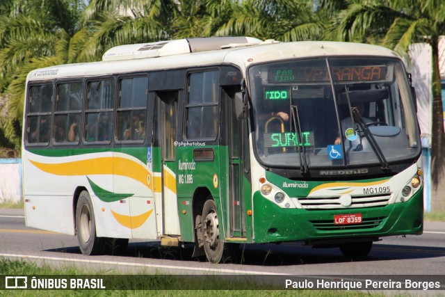 Transporte e Turismo Iluminada MG 1.095 na cidade de Magé, Rio de Janeiro, Brasil, por Paulo Henrique Pereira Borges. Número da foto: #13074804.