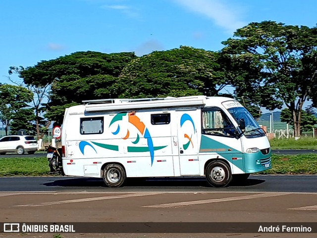 Motorhomes 7995 na cidade de Araras, São Paulo, Brasil, por André Fermino . Número da foto: #13075129.