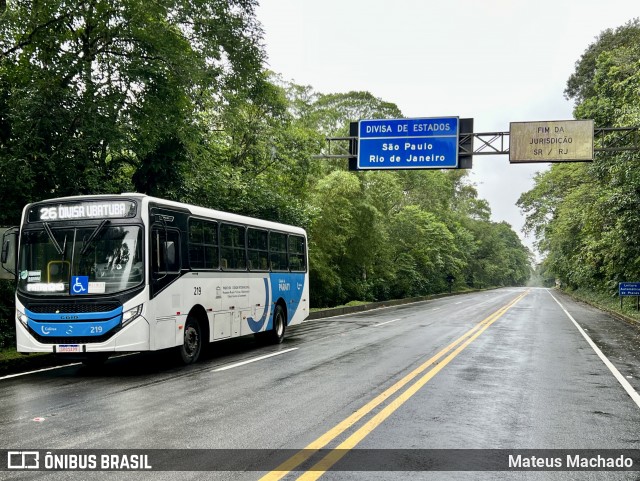 Colitur Transportes Rodoviários 219 na cidade de Paraty, Rio de Janeiro, Brasil, por Mateus Machado. Número da foto: #13075697.