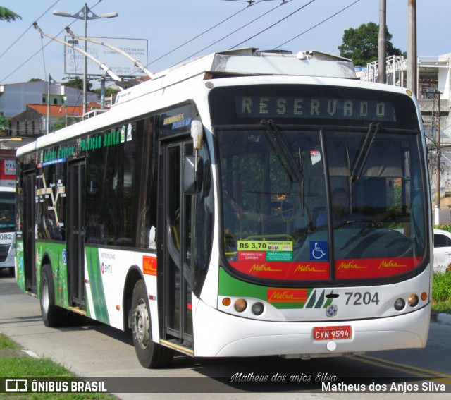 Metra - Sistema Metropolitano de Transporte 7204 na cidade de Santo André, São Paulo, Brasil, por Matheus dos Anjos Silva. Número da foto: #13076252.