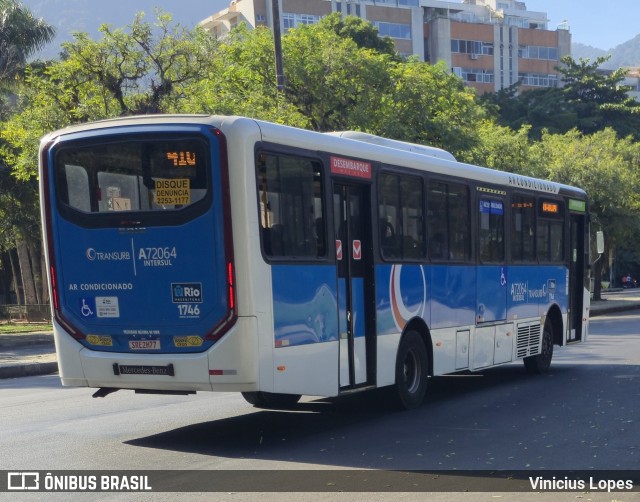 Transurb A72064 na cidade de Rio de Janeiro, Rio de Janeiro, Brasil, por Vinicius Lopes. Número da foto: #13080094.